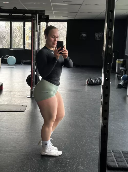 Am I able to crush a watermelon, what you think guys 