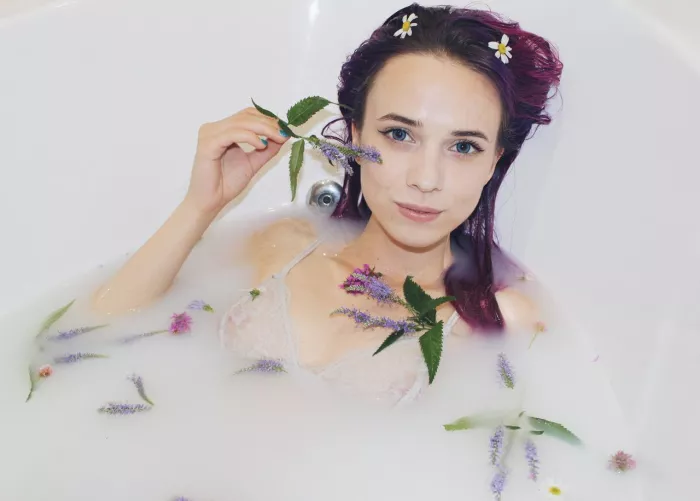 Bath with milk is healthy for skin