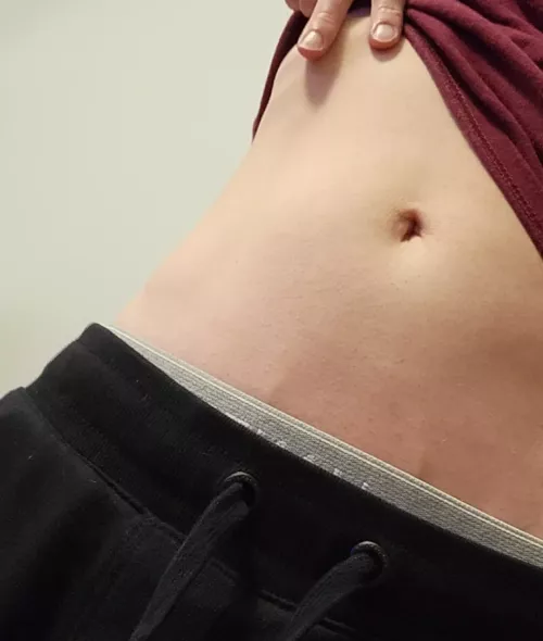 Come make this 5'3 105lb femboyyy all yours for the weekend