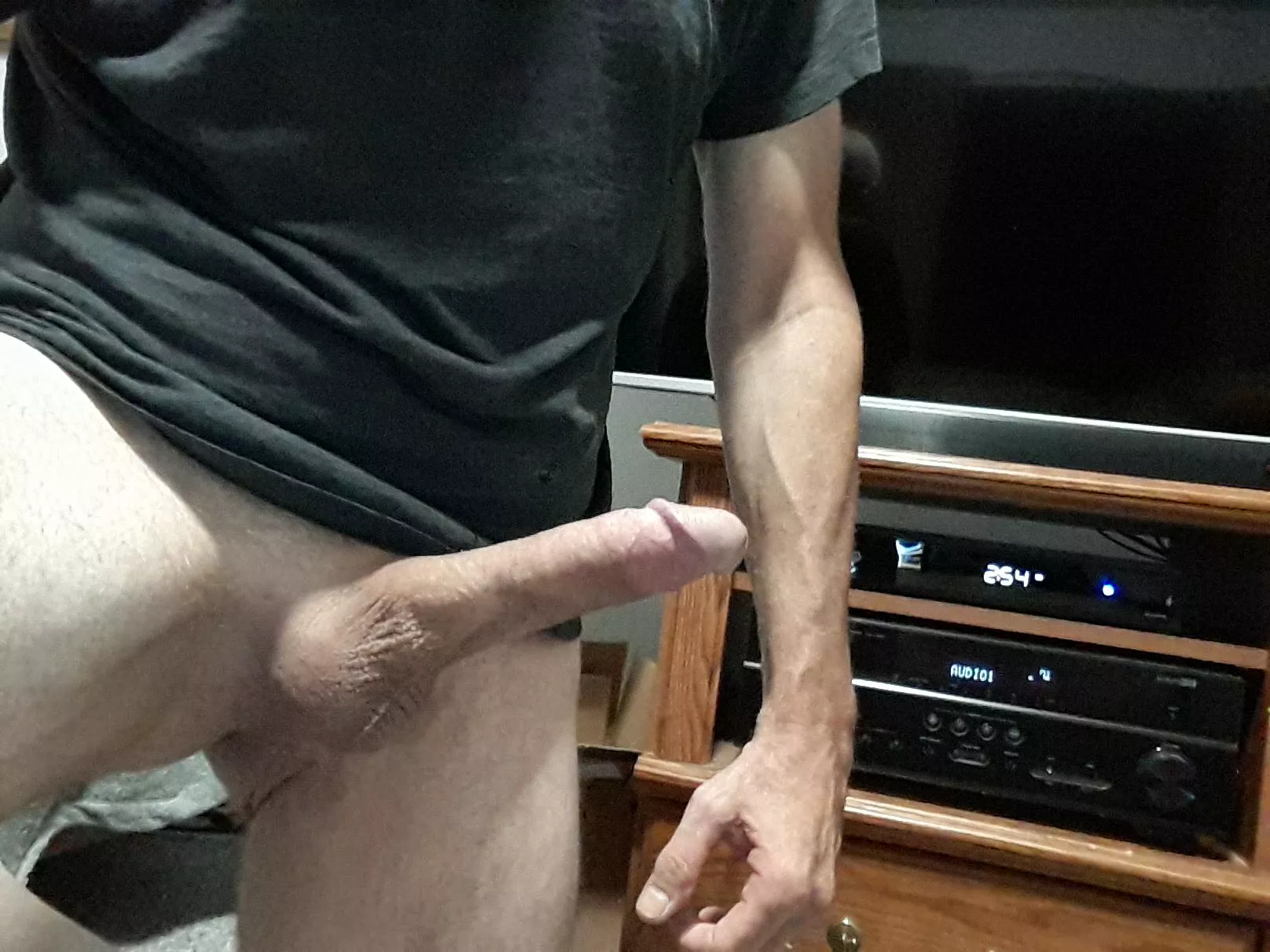 Crawl up or back up? 😈 [50]