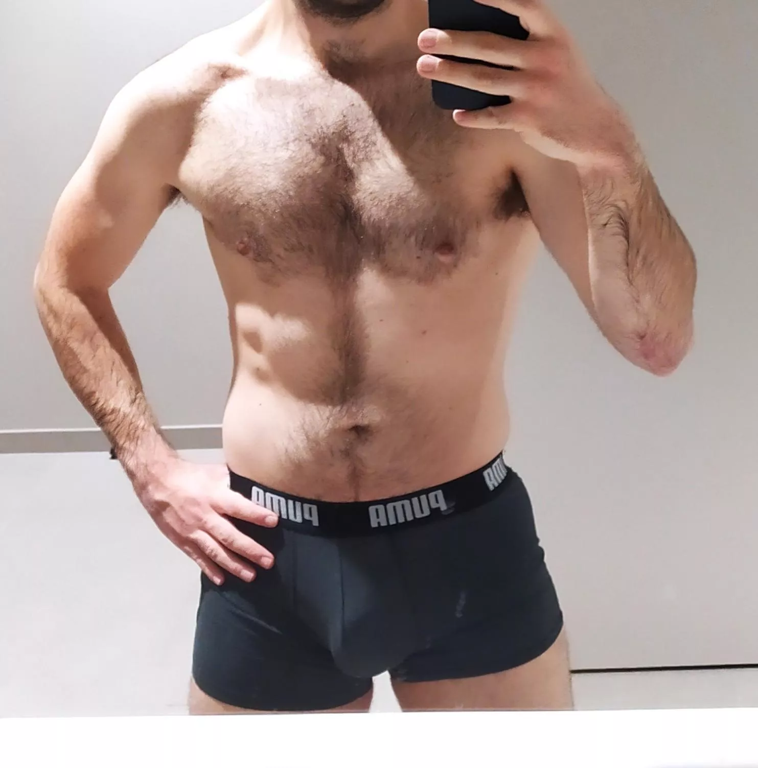 Do you like my boxer? 