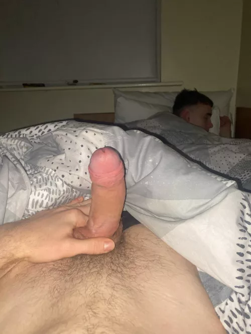 Drunk and horny while my mate is asleep