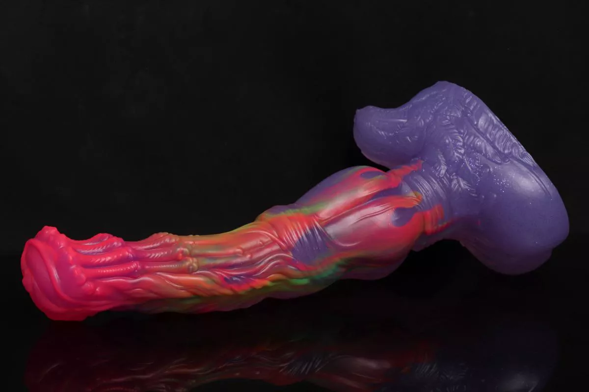 Finally got my hands on Seraphina! 🪐💜🌈 