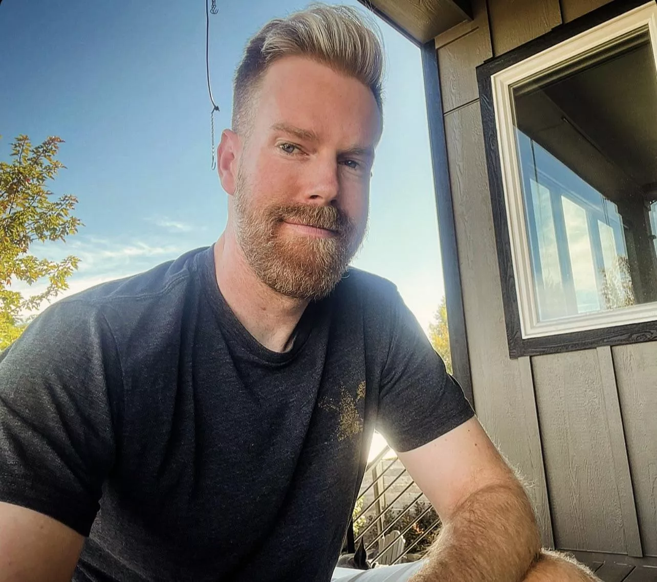 Happy Friday. Spring forward this weekend. Happy Friday. Spring forward this weekend.