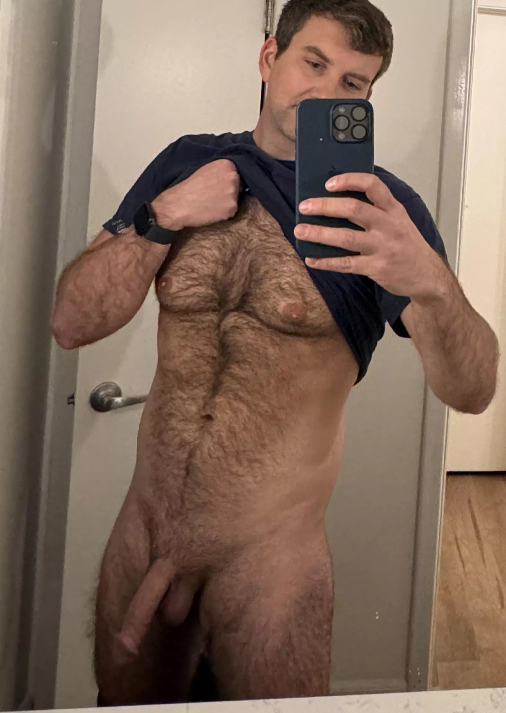 I have an affliction where I can’t pass by a mirror without taking a nude 