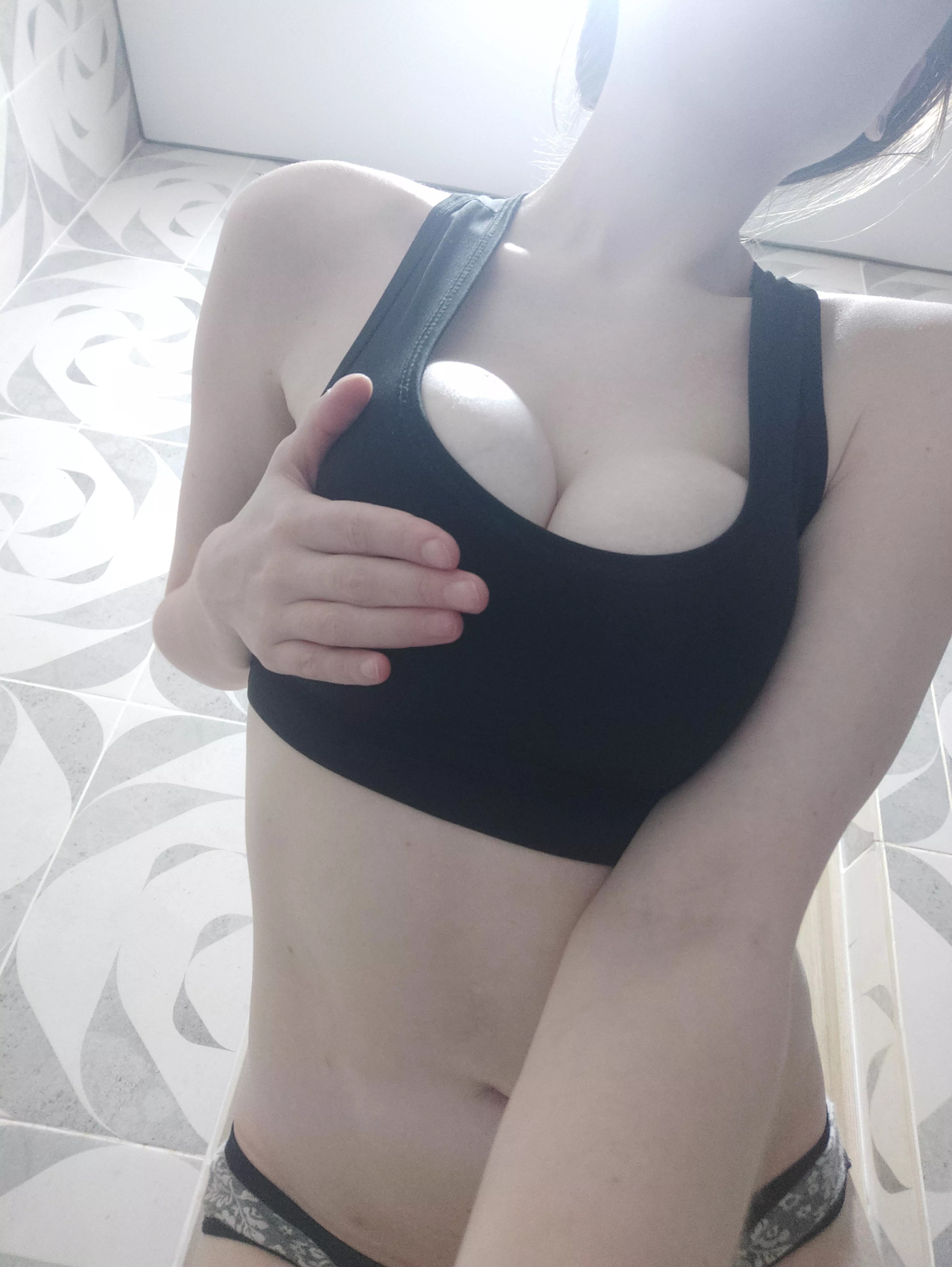 I like to touch myself