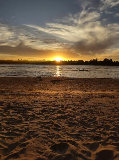 I took this photo on a beach in Argentina! (Oc) 