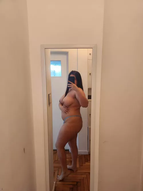 I wake up and Just take a mirror hot selfie