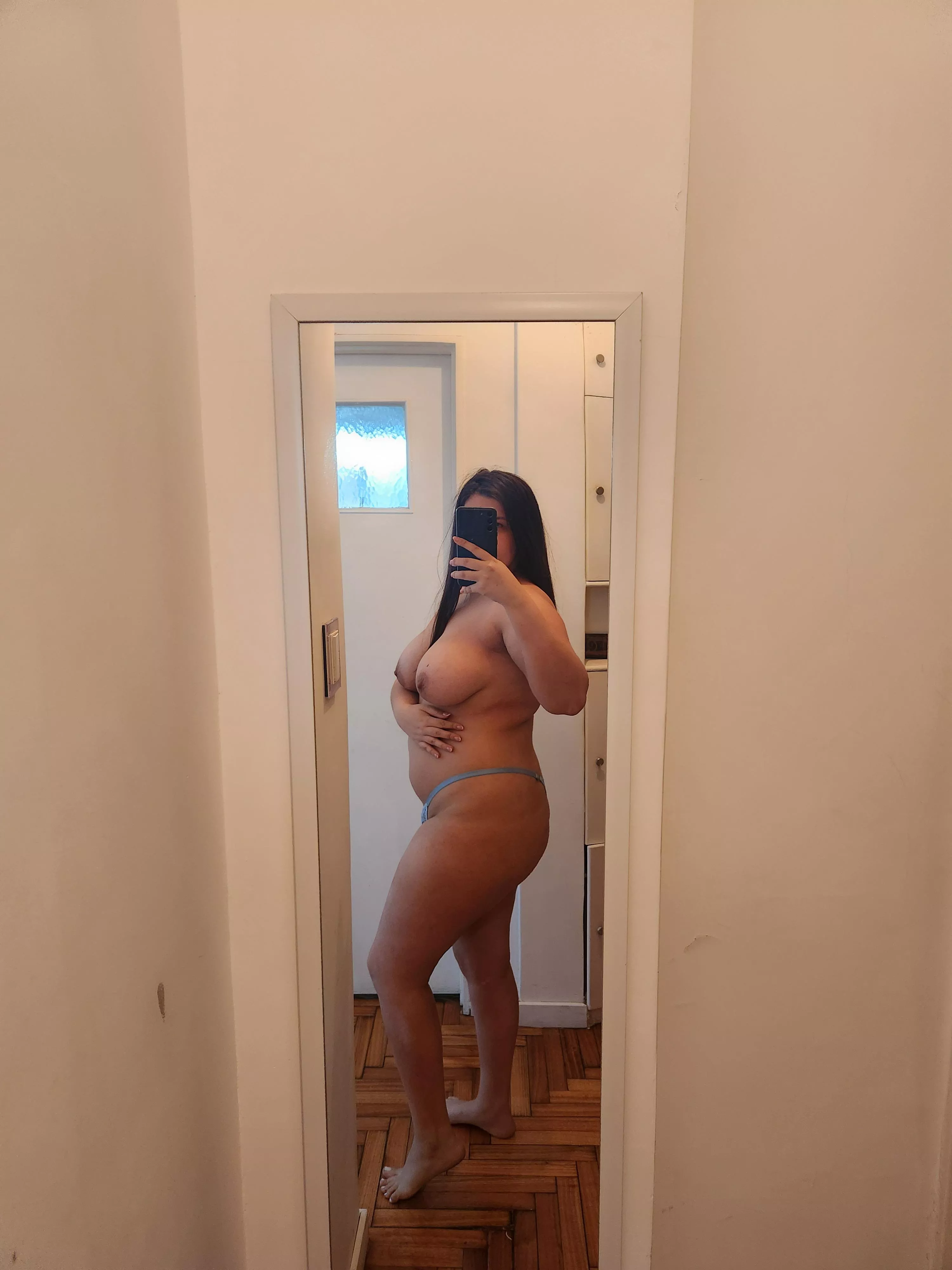 I wake up and Just take a mirror hot selfie