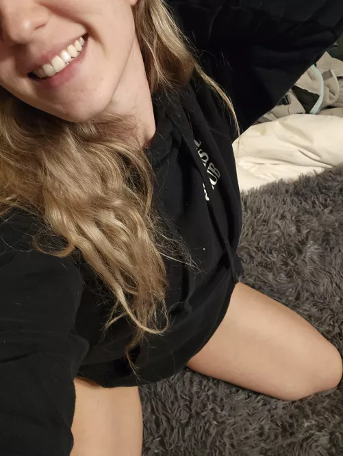 I'm naked under my hoodie 