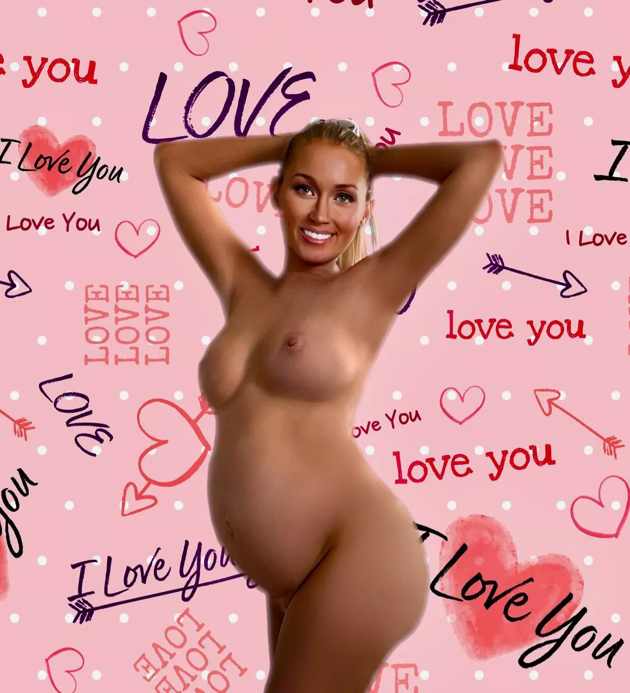 Last trimester bump and fun maternity shoot