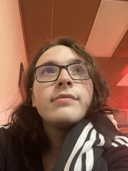 Master said i look cute and was meant to be a girl… choose a makeup pallet for me?