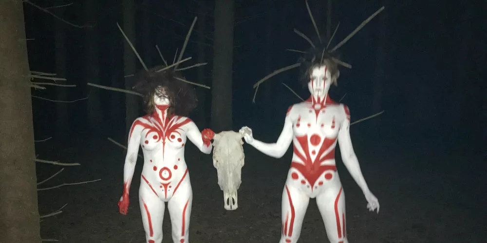 My bodypaint on MargoKuzina and DidiWarma inspired by Pathologic 2