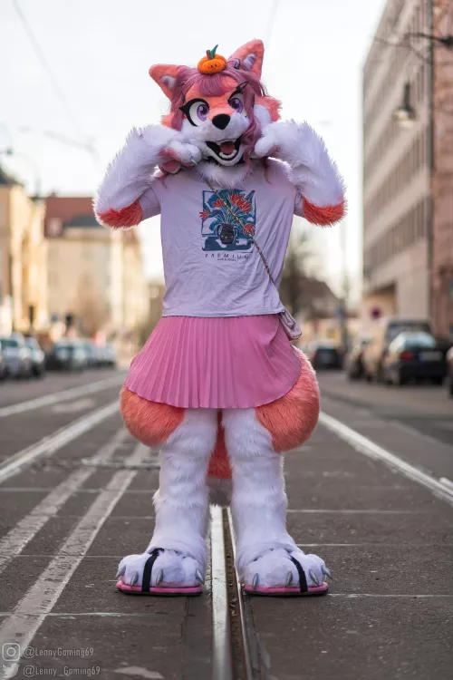 My hobby is being a traffic hazard UwU [Lenny]