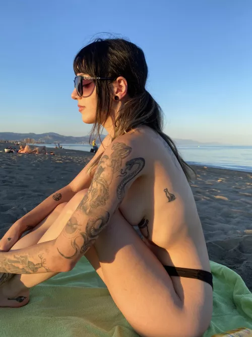 My little body looks so damn hot here