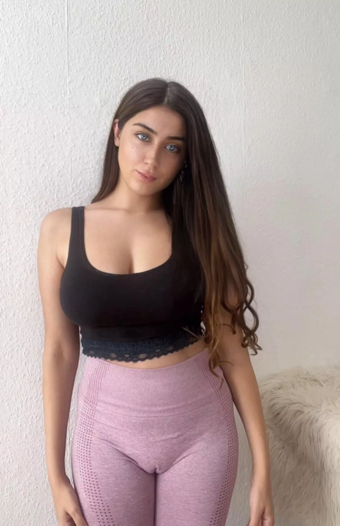 my waist in yoga pants 