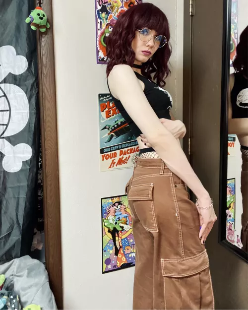 New favorite pants! How did I ever live without them 😮‍💨