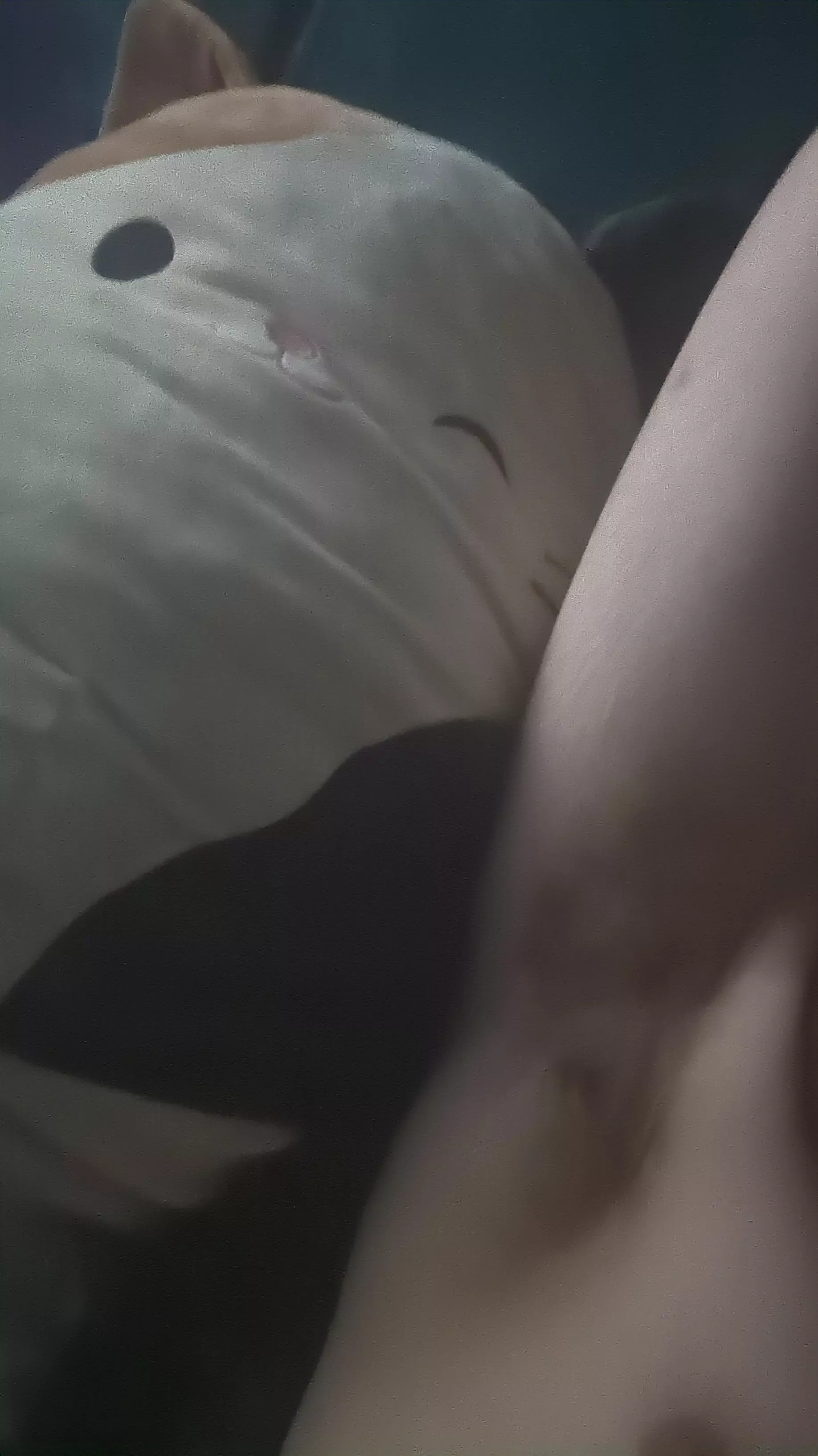 Nice and ripe, any bros wanna jerk to our musk? Hmuu