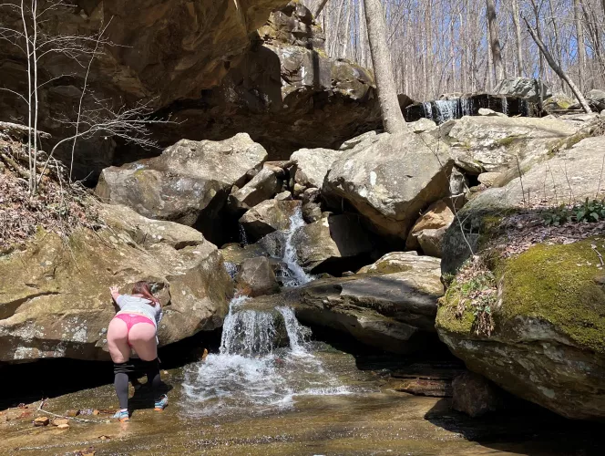 Real wife! Real mom! Real slut! Really fun hiking partner!!