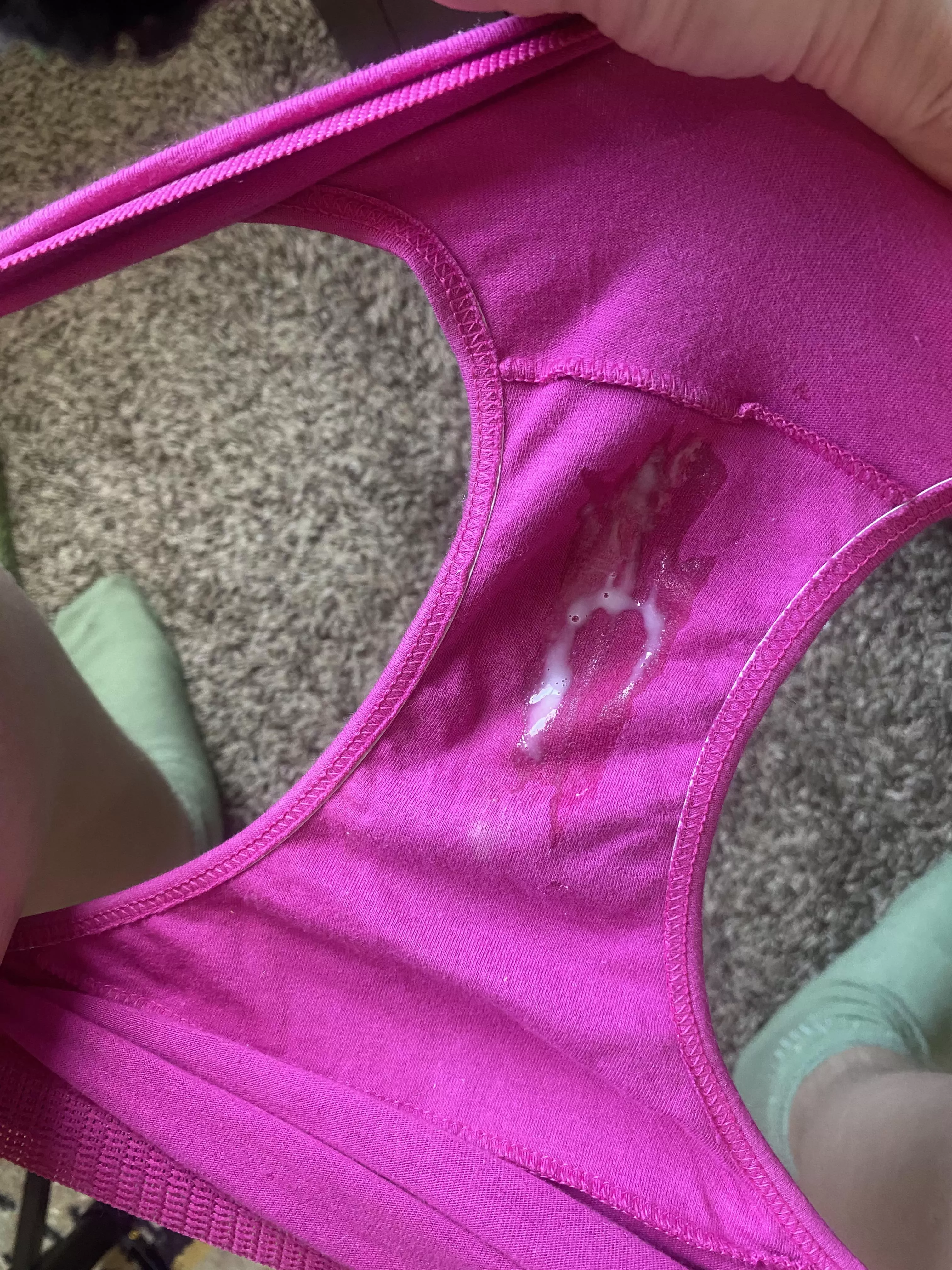 The gym is turning me into a cream machine! [F28]