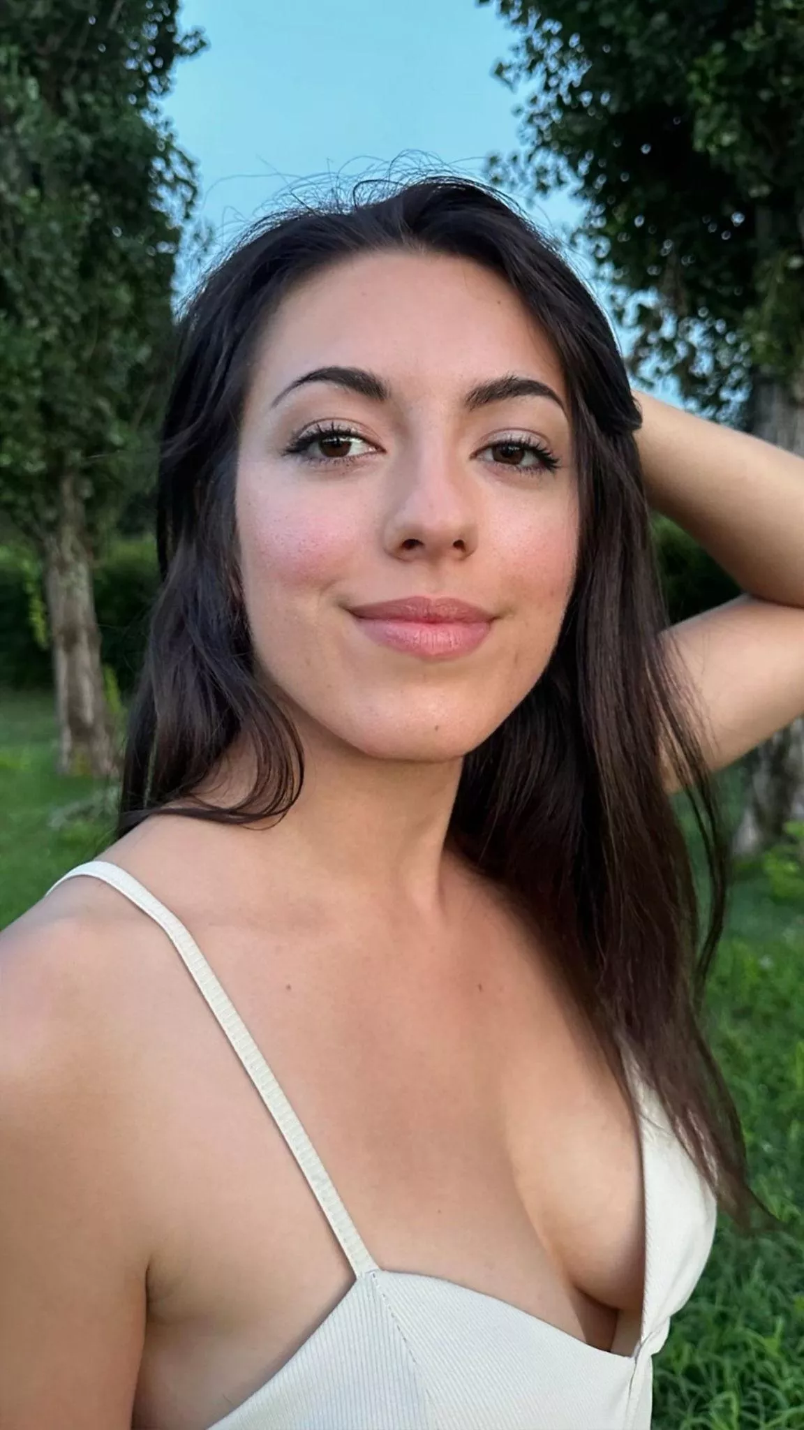 ur smile in the trees got me feeling flirty babe F19