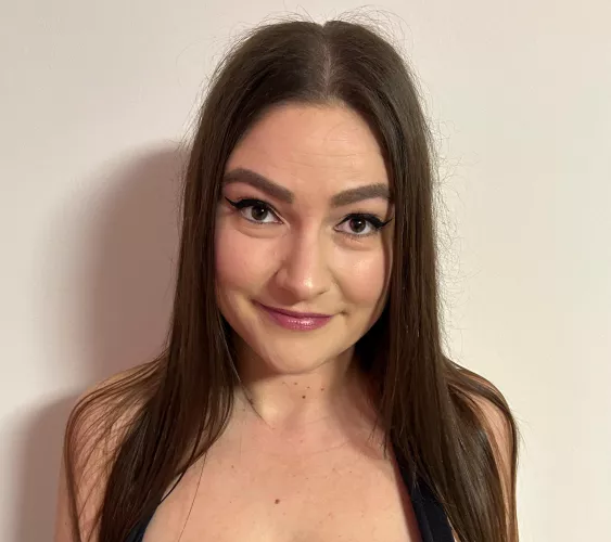 Wanna try a german 32 yo girl ?