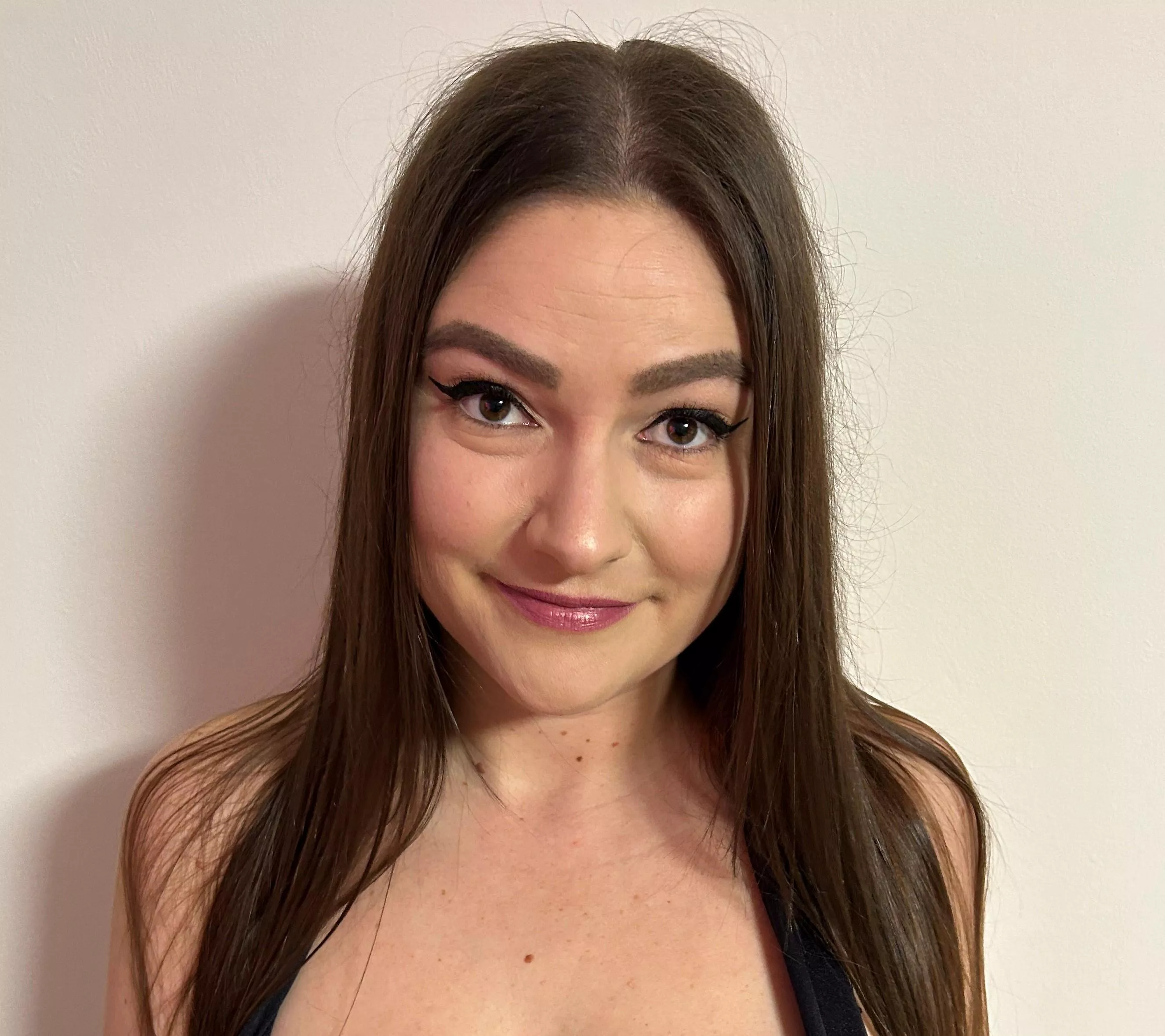 Wanna try a german 32 yo girl ?