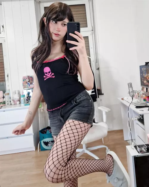 Went to a concert in this 😎 felt super cool! :3