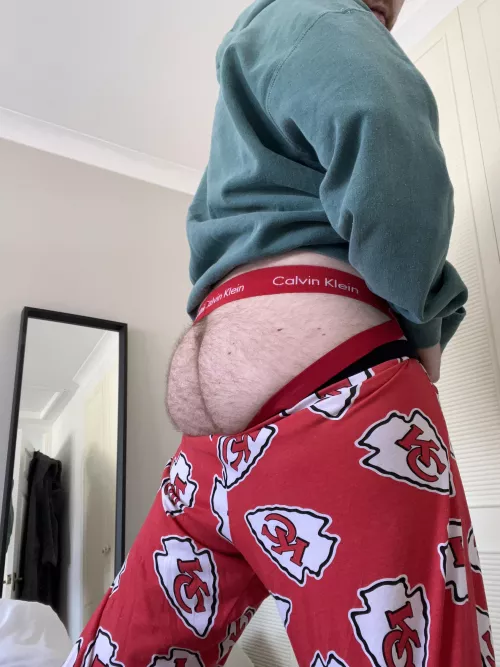 What do we think of my hairy ass?