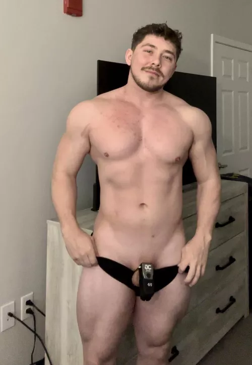 Would you hold the keys to my cage? 😘