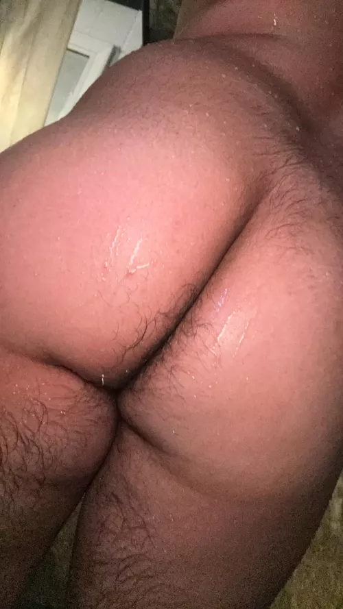 22. What do I gotta do to get a big dick bears attention?