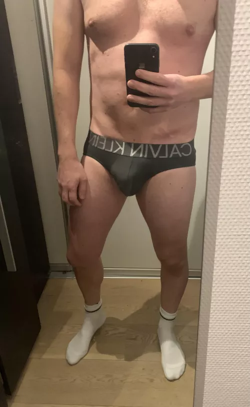 (38) Briefs are just so Nice and comfortable ☺️