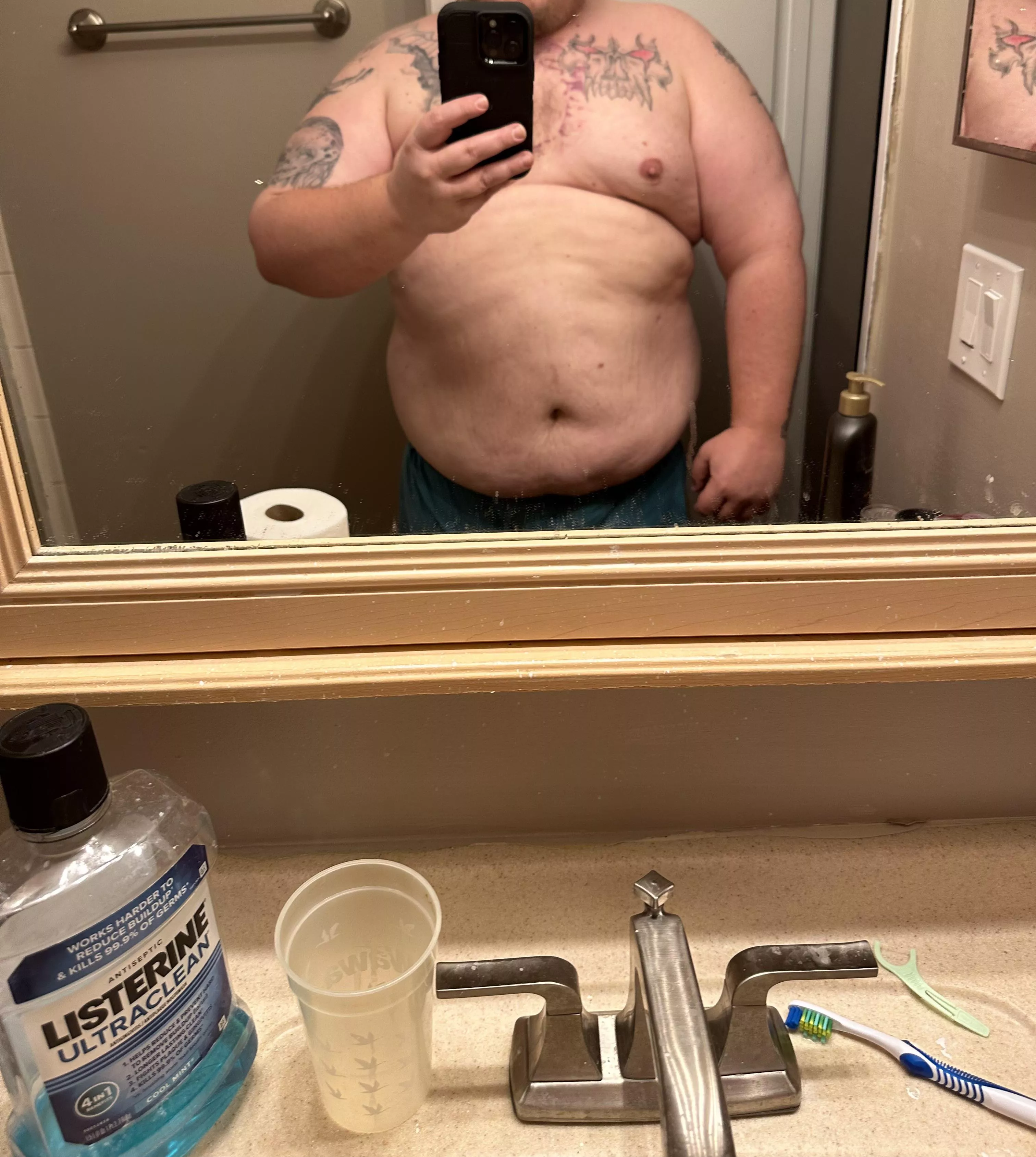 Any females interested DM’s are open 37/m/florida have more pictures for the lucky ones that make it to my dms 