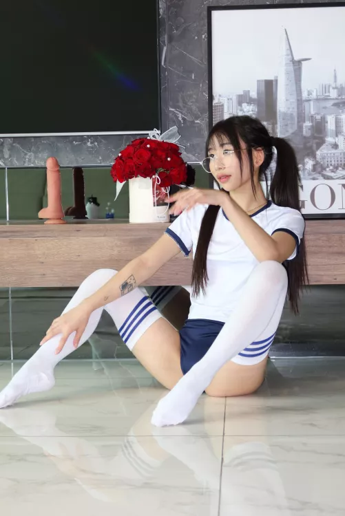 cocks and socks to keep me warm [F]