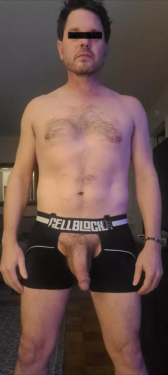 Crotchless boxer-briefs 