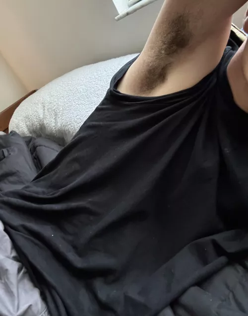 debating if i should put on deodorant