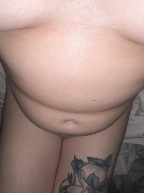 Dinner time! What should i eat to make this belly even bigger?