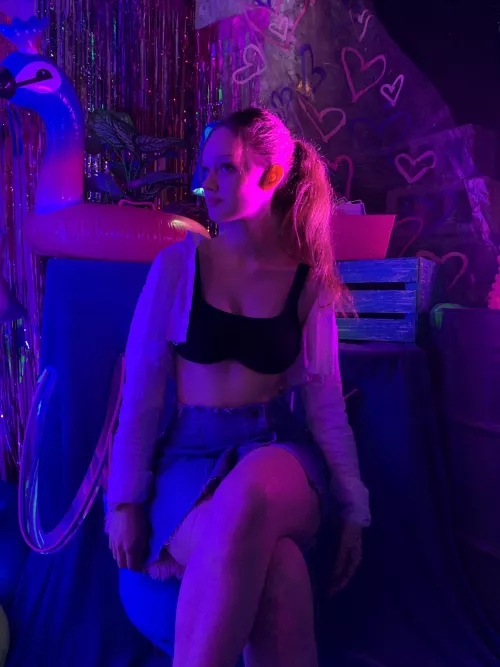 Do i look like a slut in this… or like a good girl? [F18]