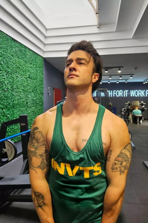 Do you like latinos?