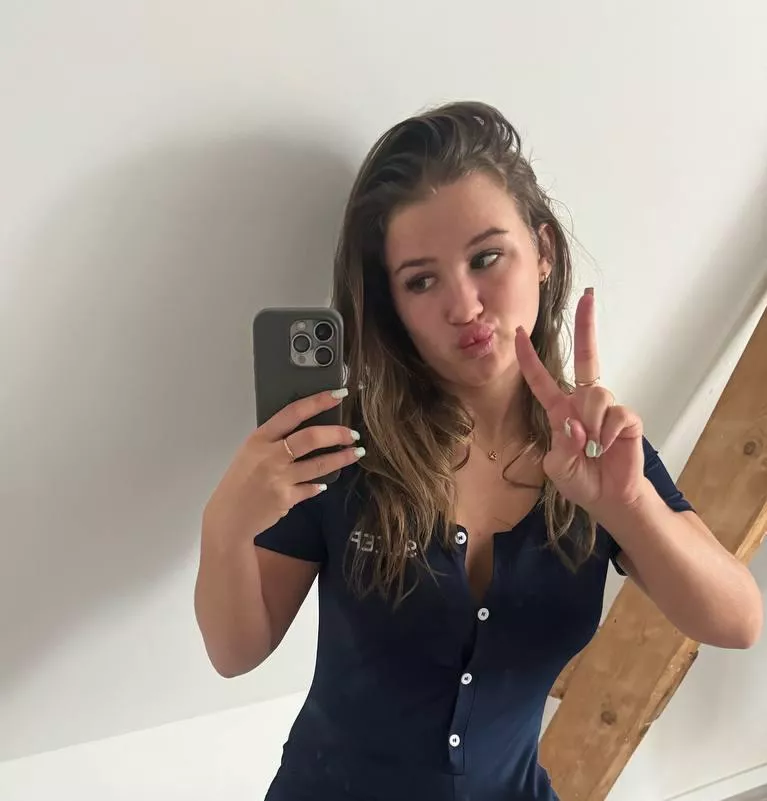 Does Nblue look good on me?