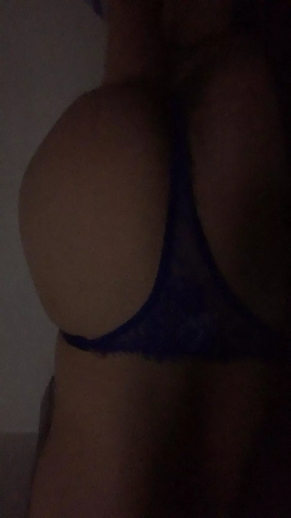 dont know how much longer i can pretend i dont wanna be like this 24/7