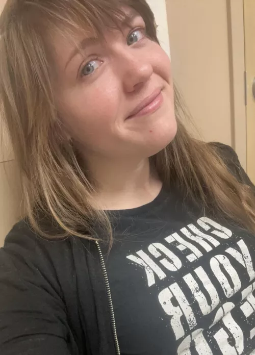 Featuring the blemish on my chin lol [f]