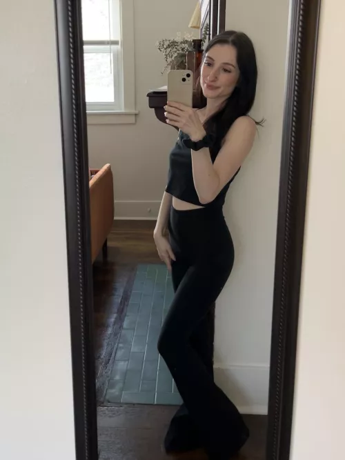 First time wearing this top and one of the straps immediately ripped 🙃