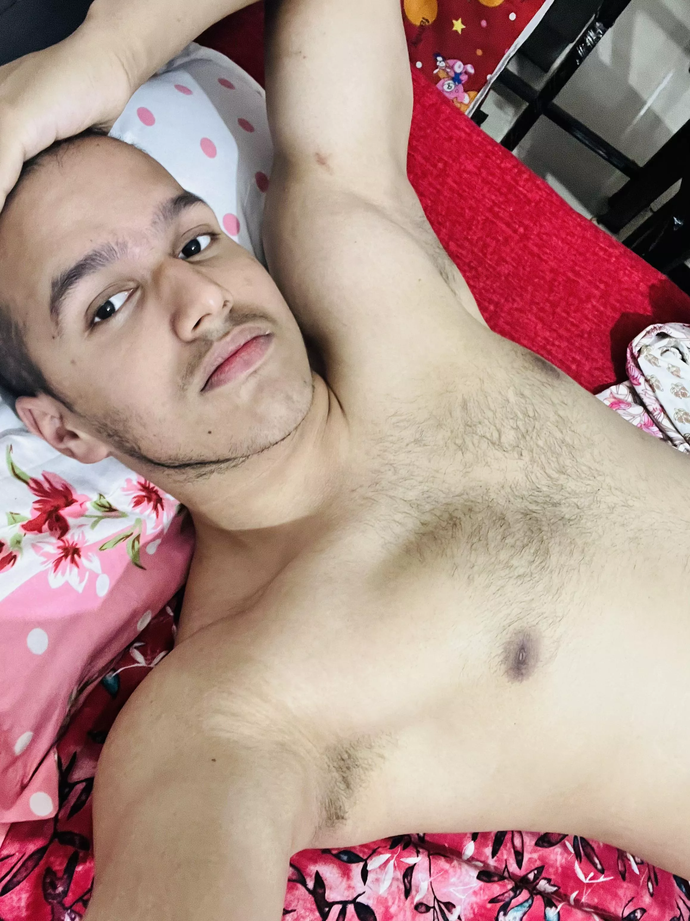 Hey it's me again! Thoughts on the pose?