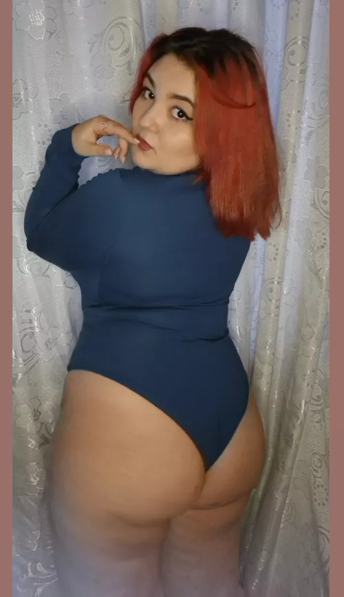 I think this shade of blue fits me well