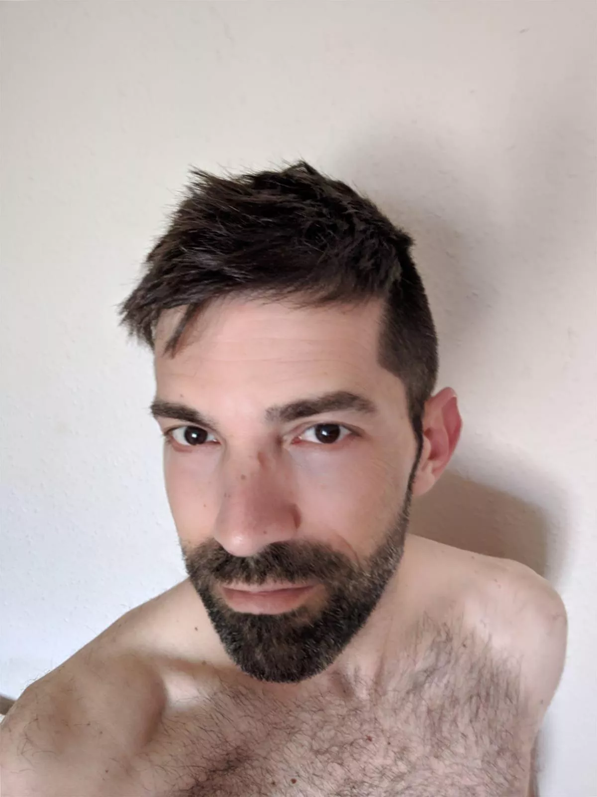 My hair is a mess π
 My hair is a mess π