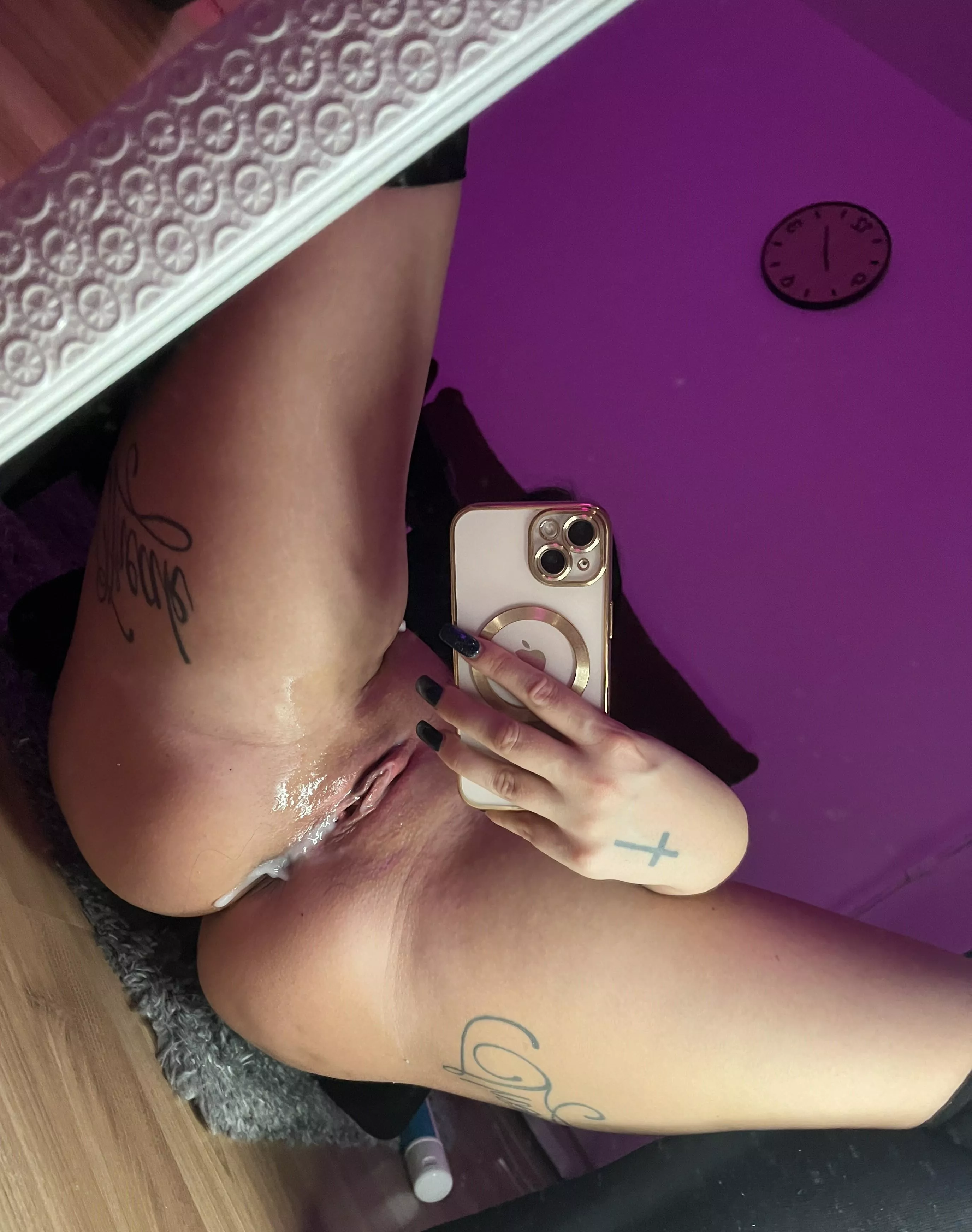 Please try not to lick the screen 🤭