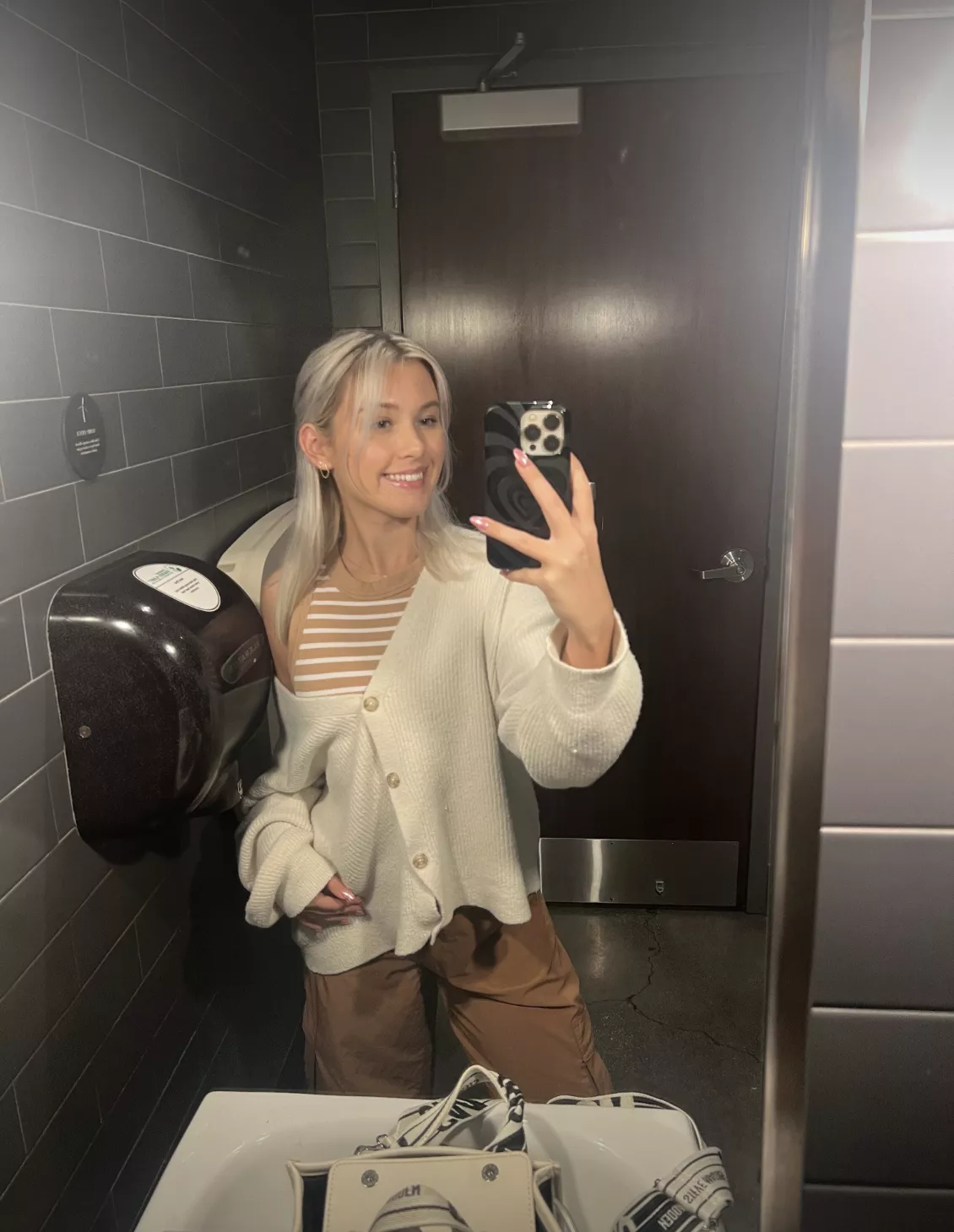 Post-quickie mirror selfie