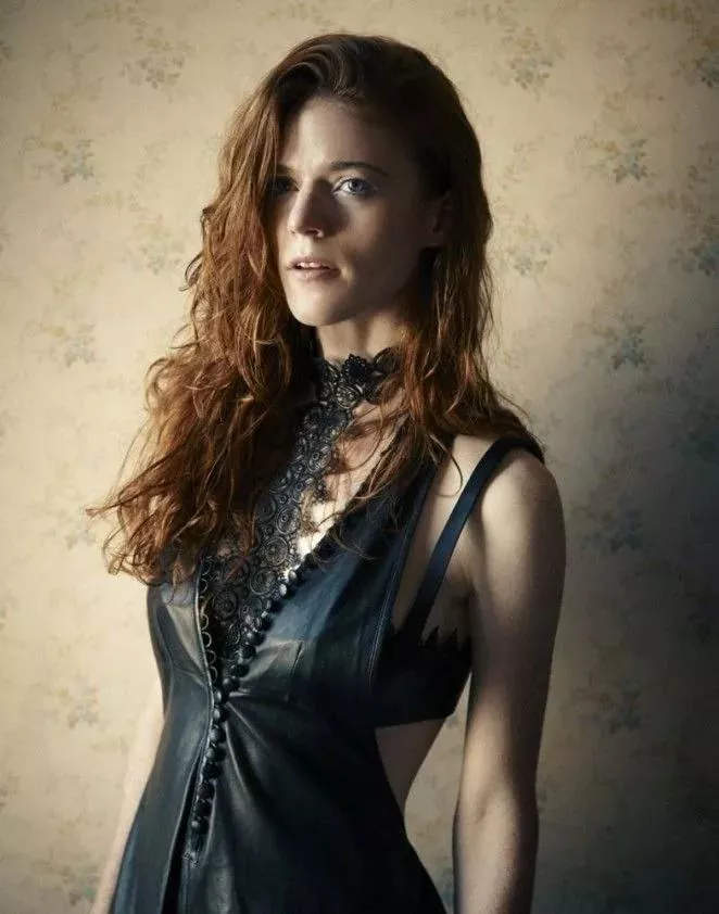 Rose Leslie 
