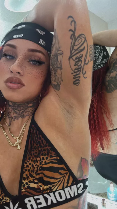 Seeing you licking my armpits gives me a sensational pleasure I can't even explain